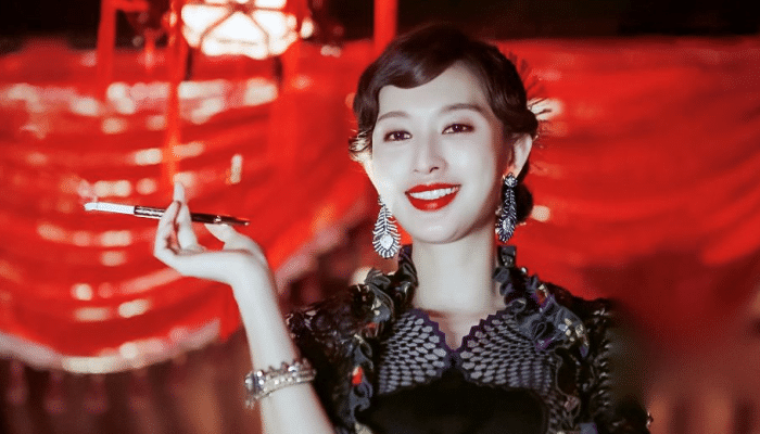 电影中5位女演员的特写你能判断出谁真会吸烟吗