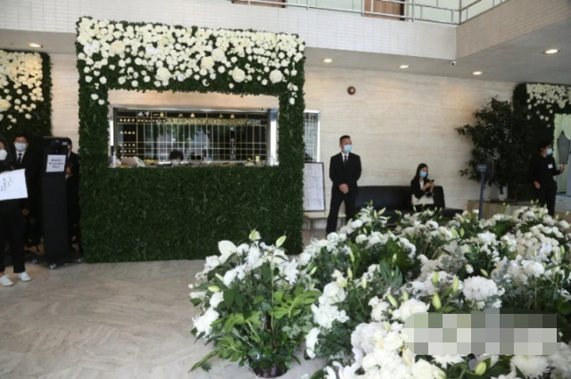 何鸿燊|港媒曝赌王丧礼不惜工本致费用超支，总花费达两千万冠绝全港