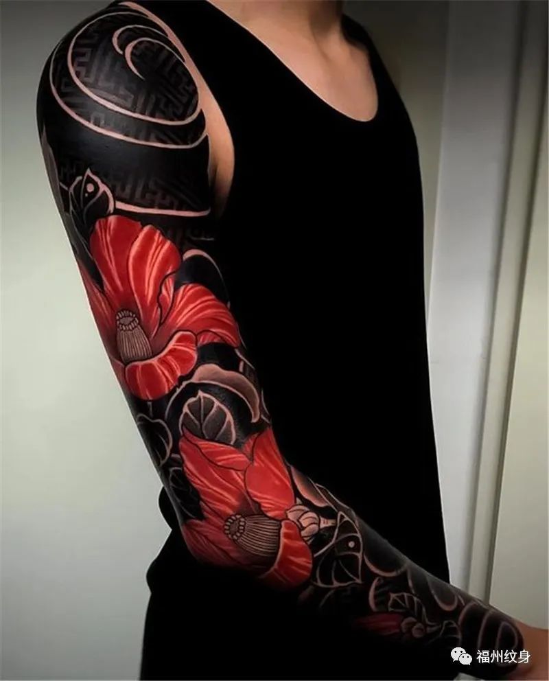 这么黑的手臂还叫花臂纹身吗