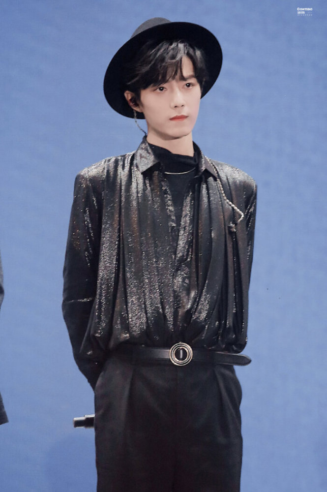 吉尼斯世界纪录|肖战被推到浪尖左右为难，《光点》破吉尼斯纪录，余生能否回春？