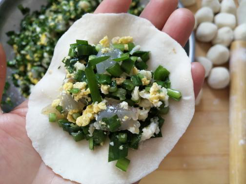 吃餃子就認準韭菜餡就是這個味好吃的素三鮮餡餃子