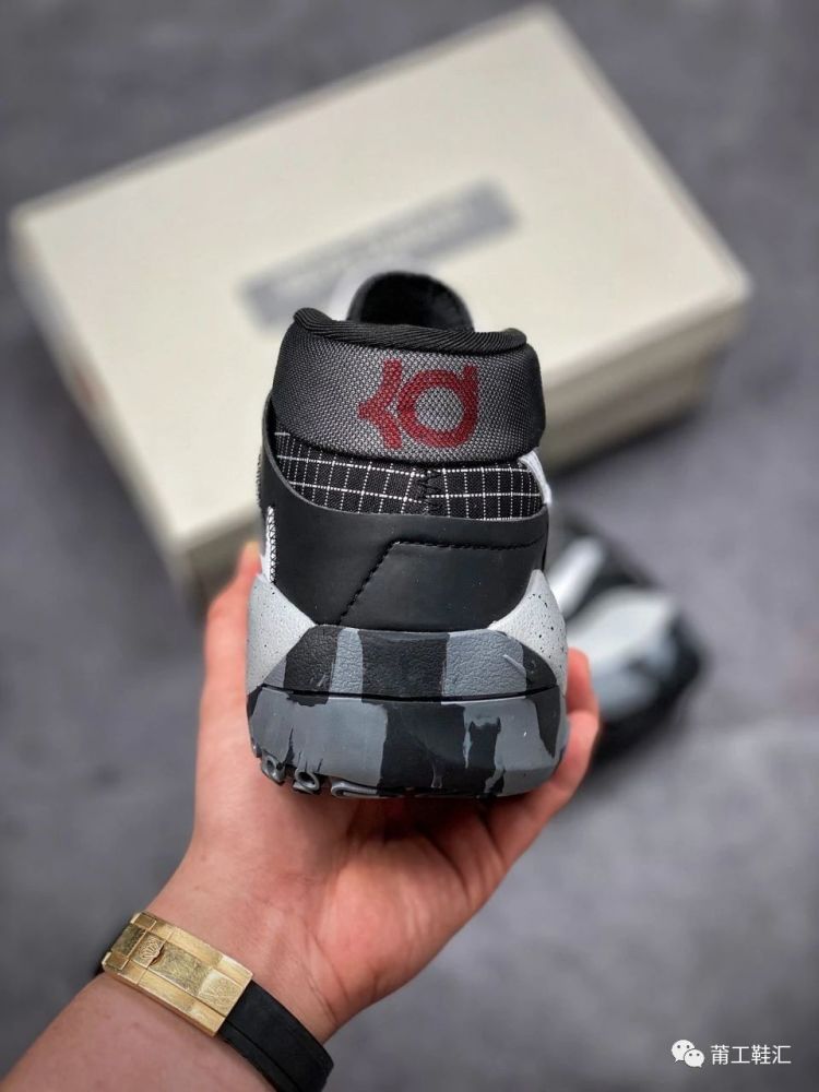 耐克kd13黑白奥利奥配色开箱_腾讯新闻