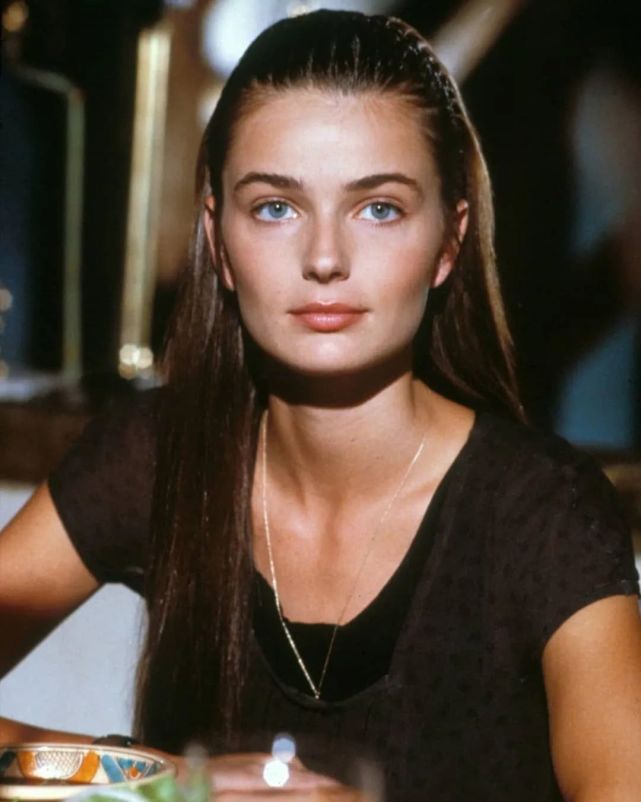 超模paulina porizkova是捷克斯洛伐克的超级名模和女演员,曾被评为