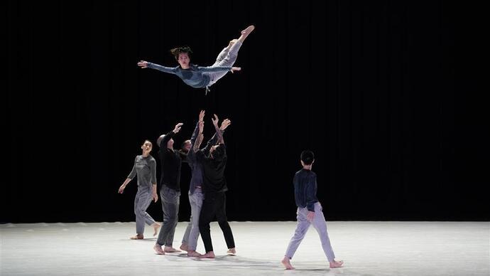九重奏|危险系数太高，谢欣给舞者们买了意外保险，《九重奏》世界首演
