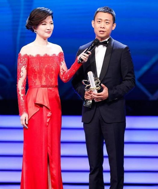 张译|初恋昏迷10年去世，现任大他6岁还是二婚，相爱14年无儿无女