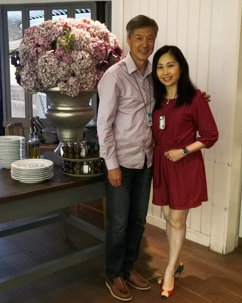 tvb|TVB老戏骨黄昏恋迎来结婚2周年 夫妻俩甜蜜共进晚餐拍恩爱合影