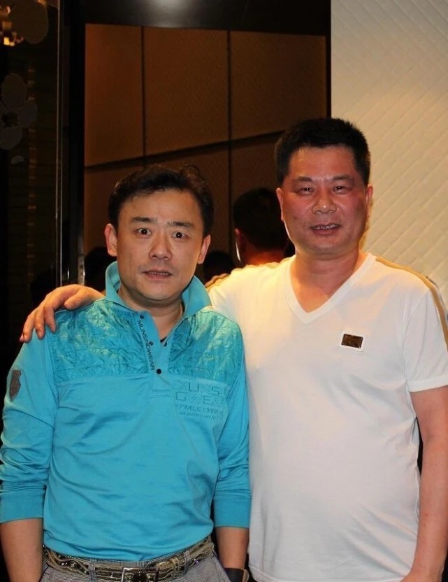 周立波|周立波豪宅中做美食，唐爽疑似不服输，发文暗讽周立波夫妻