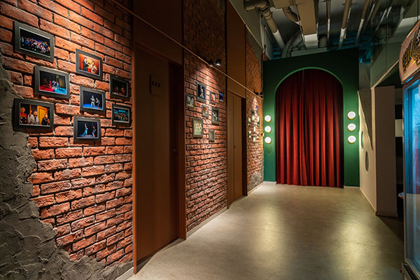 脱口秀|战疫中的北京脱口秀：等待舞台与笑声的复苏