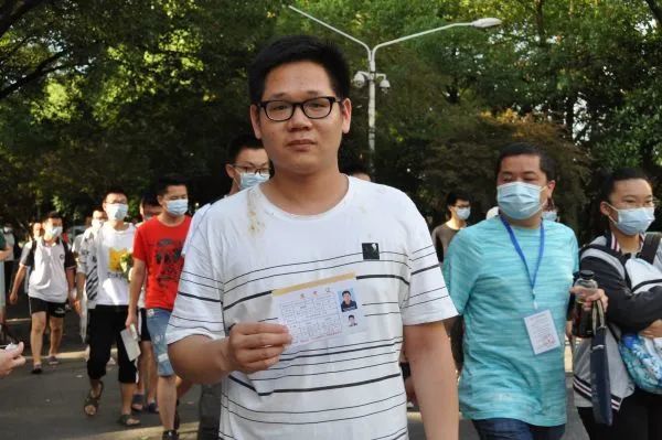 程传坤|32岁材料硕士毕业4年后重新高考，需再读8年：“不是一时冲动”