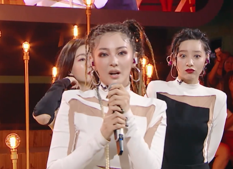 张雨绮|张雨绮在想什么？不选实力强的蓝盈莹，冒险让张含韵solo？