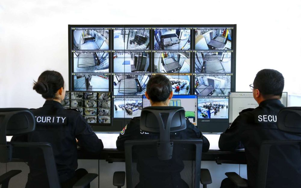 大兴机场|大兴机场率先启用智能统一安检系统，货物有了“登机牌”