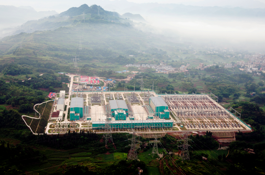 起于四川宜宾复龙换流站,止于上海奉贤换流站,是西电东送的大动脉.