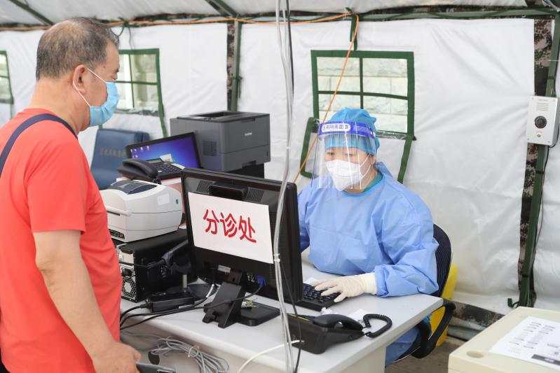 北京宣武医院|北京宣武医院急诊楼前为啥搭起了迷彩帐篷？