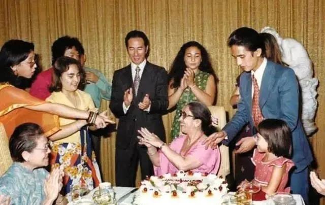 萧玟铮|赌王外孙女萧玟铮一生命运坎坷，惨过神秘17子何猷邦？