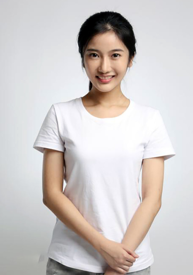 彭菲茗曾是艺考高考双状元清华校花最美证件照女神
