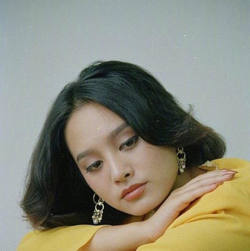 宁静|宁静当年有多美？上街被路人追着围观，张国荣赞其无法用言语形容