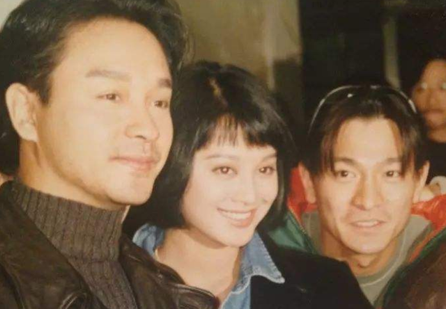 宁静|宁静当年有多美？上街被路人追着围观，张国荣赞其无法用言语形容