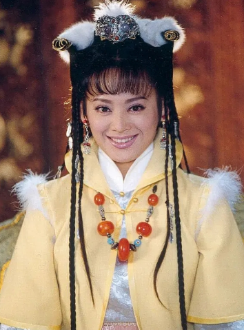 宁静|宁静当年有多美？上街被路人追着围观，张国荣赞其无法用言语形容