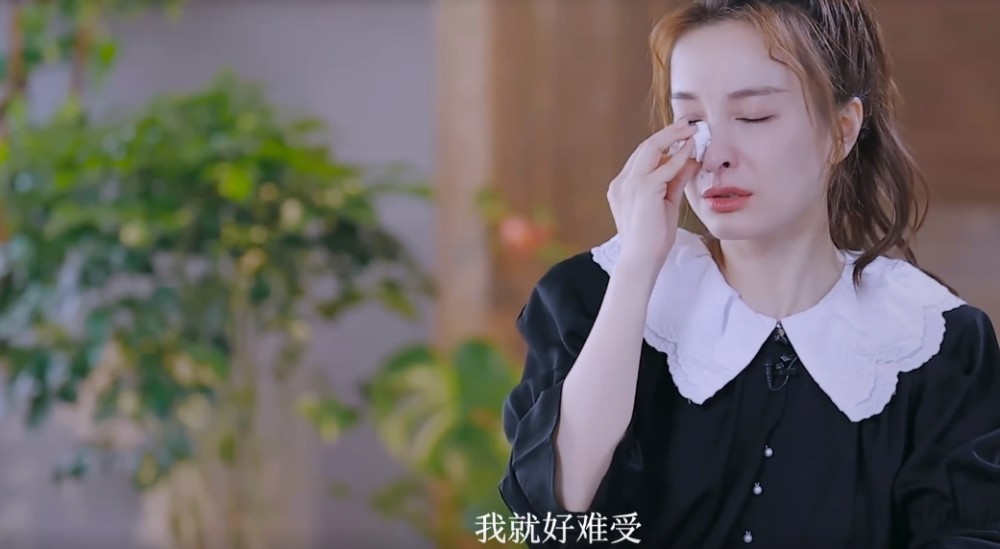 吴昕|吴昕感叹无戏可拍，遭时尚杂志婉拒，谈父母落泪，易立竞反问犀利