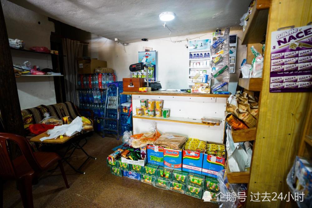 中东|中东一国濒临崩溃：货币贬值80％，每天停电20小时