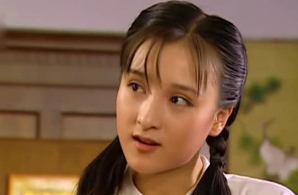 梦萍乐珈彤久违晒照为美容脸部密密麻麻扎满针太吓人