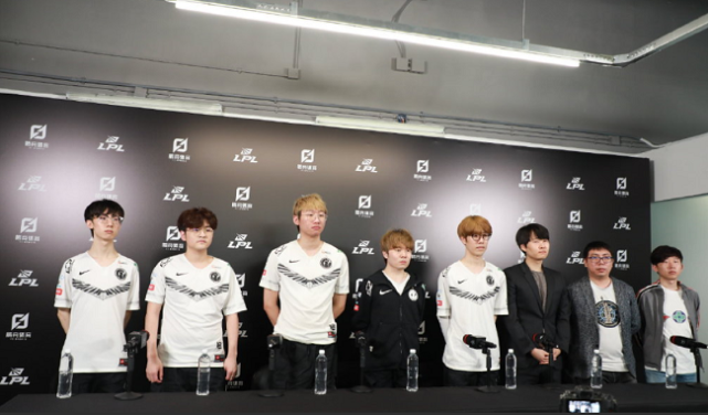 LPL：IG比赛是宁王和宝蓝玩火影梗，野辅联动值得称赞