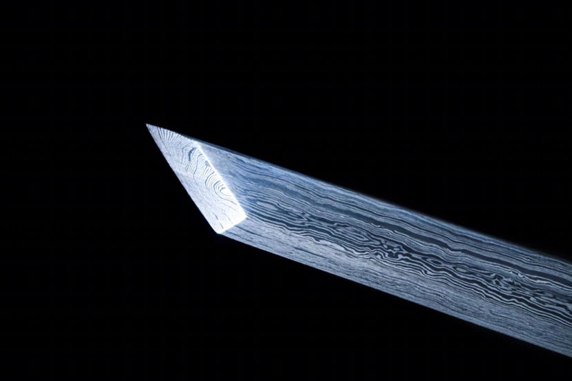 唐刀|天胜唐刀，折叠百炼钢锻造，斧刃研磨