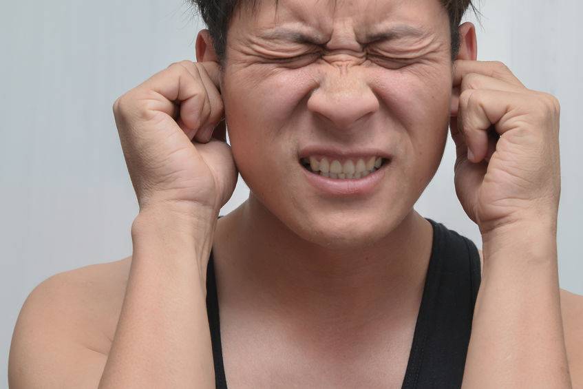 三叉神经痛|中老年人一旦有这些症状，要警惕三叉神经痛，尽快就诊，尽早治疗