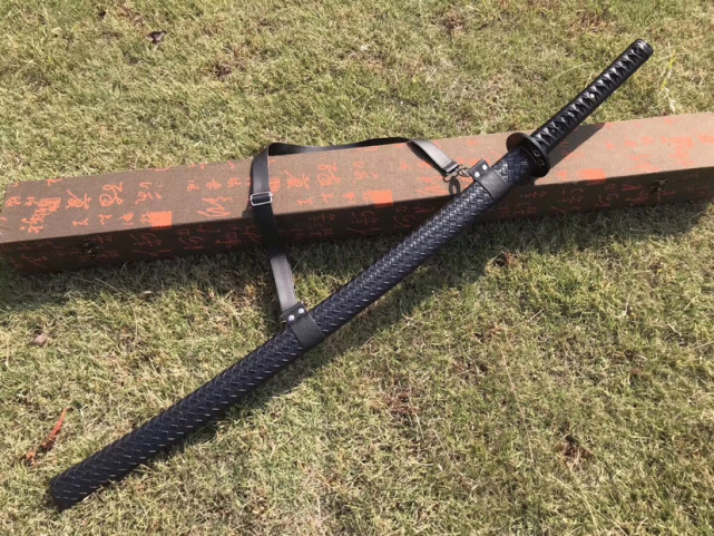 背带武士刀斗战胜佛弹簧钢锻造发黑工艺