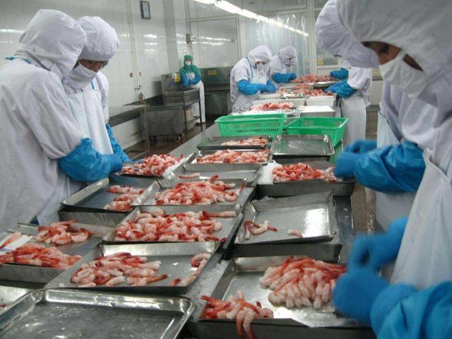 疫情|国外疫情肆虐严重，进口的食品会沾染病毒吗？这种担忧还是出现了