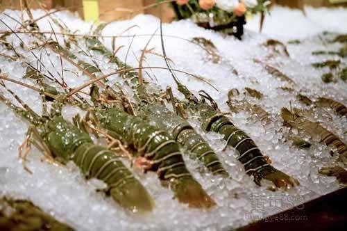 疫情|国外疫情肆虐严重，进口的食品会沾染病毒吗？这种担忧还是出现了