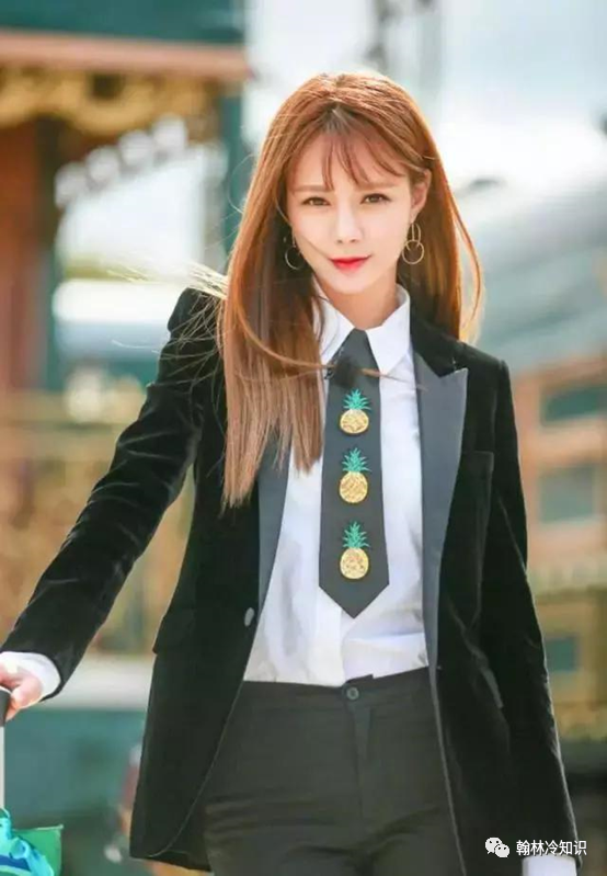 10,沈梦辰的伯乐之一是张华立,湖南广播电视台副台长,天娱公司创始人