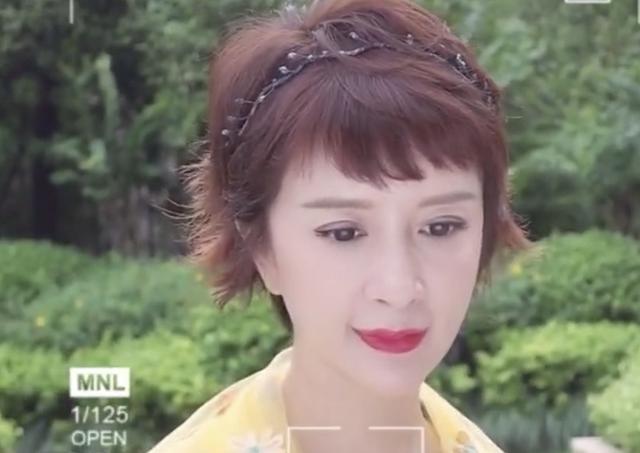 回忆杀45岁金巧巧重现经典孔雀公主嘴角僵眼神空灵气不再