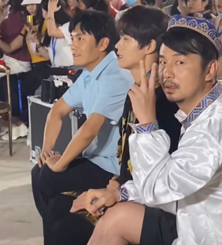 极限挑战|《极挑》路透：邓伦缺席，秦昊变飞行嘉宾，杨超越疑取代迪丽热巴成固定成员