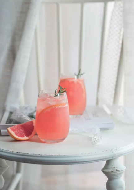 红色预警信号|本周四入伏！广东发出首个高温红色预警！专家告诉你一家大小防暑降温妙招