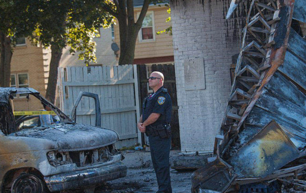 祸不单行美国疫情不断蔓延之际又一大危机已悄然降临本土