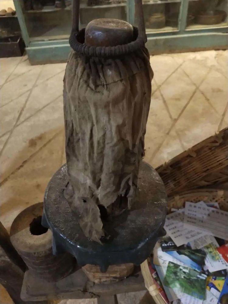 老物件|会泽大桥一村民收藏几千件“老物件”！快来看看你都认识吗？