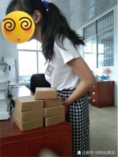 湖南准教师自称萝莉控"为接近小女生而教书"言论曝光引起网民哗然