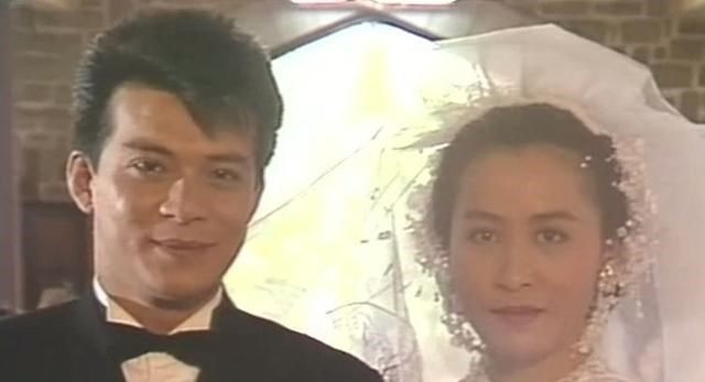 义不容情倪楚君物是人非事事休欲语泪先流