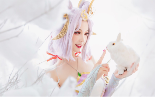 仙女穿这么少不冷吗王者荣耀嫦娥cos