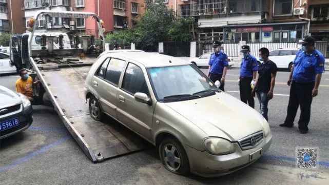 还路于民天津这里近200辆僵尸车不再霸道