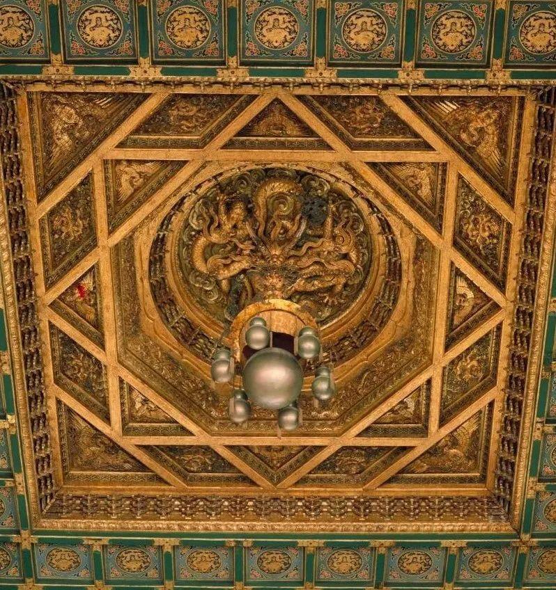藻井|中国古建筑，连天花板都美到窒息
