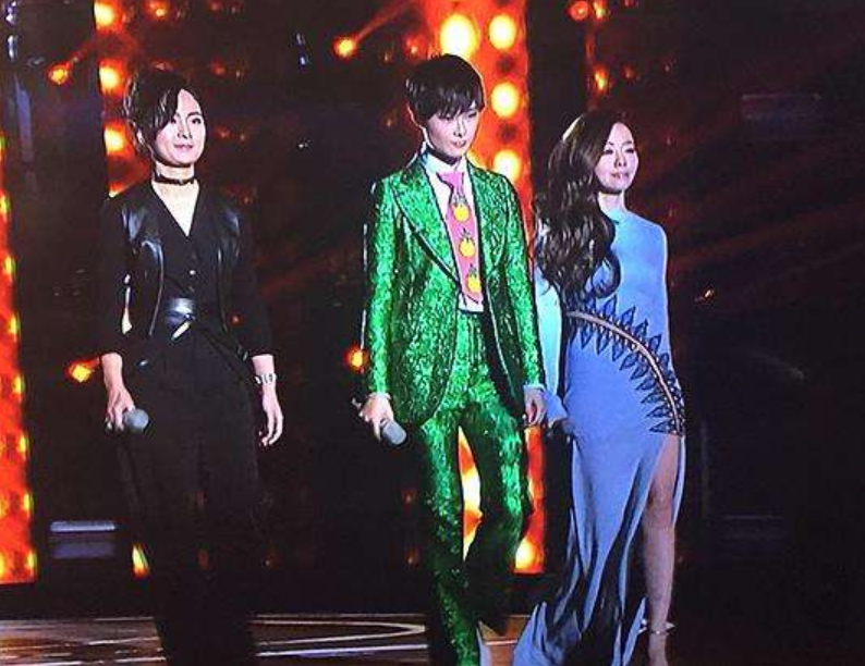 乘风破浪的姐姐|《乘风破浪》观看体验：兜兜转转一大圈，真正能打的还是“超女”