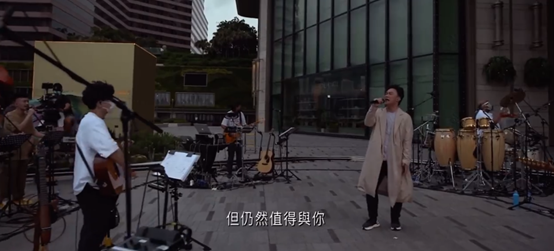 陈奕迅|不愧是陈奕迅！从维港到红馆，他唱出了我们想要的现场