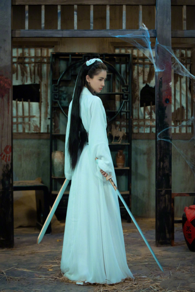 杨颖|杨颖的故事：黄晓明和她在一起，原来不是因为颜值