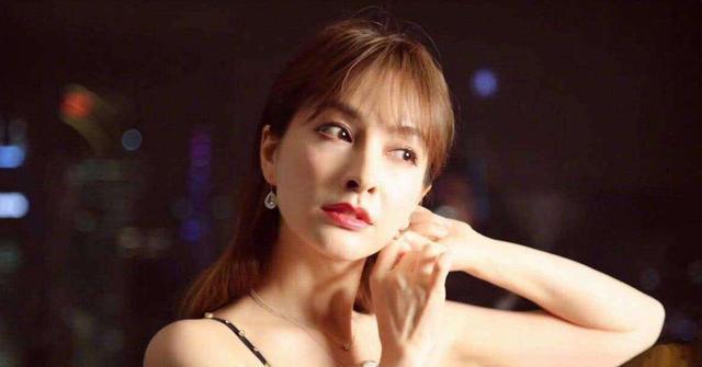 吴昕|《浪姐》播出后，吴昕热度超谢娜4倍，如今谁才是《快本》一姐？