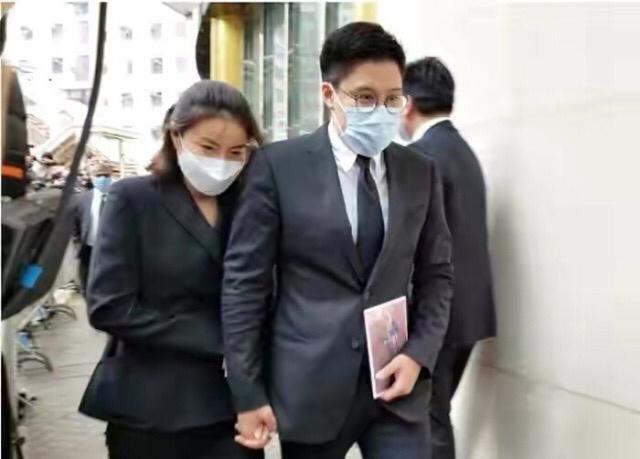 何鸿燊|赌王逝世后，留下的不只豪门恩怨，他与霍启刚郭晶晶还有这层关系