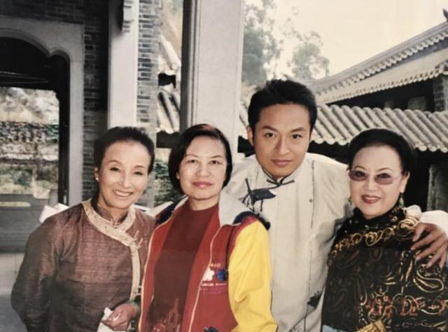 余慕莲|82岁TVB资深绿叶家中摔倒，自行就医拒援助，晚年丧子后孤寡生活