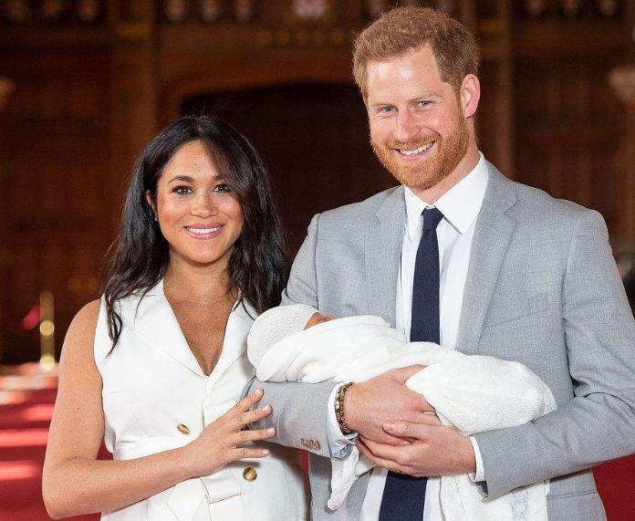 小阿奇|39岁梅根现状曝光！小阿奇已经学会走路，享受贤妻良母的生活