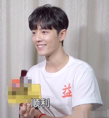 肖战|肖战公益站号召参与“爱德驰援水灾灾区”，4小时筹集60万！